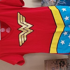 DC comics Wonder Women shirt